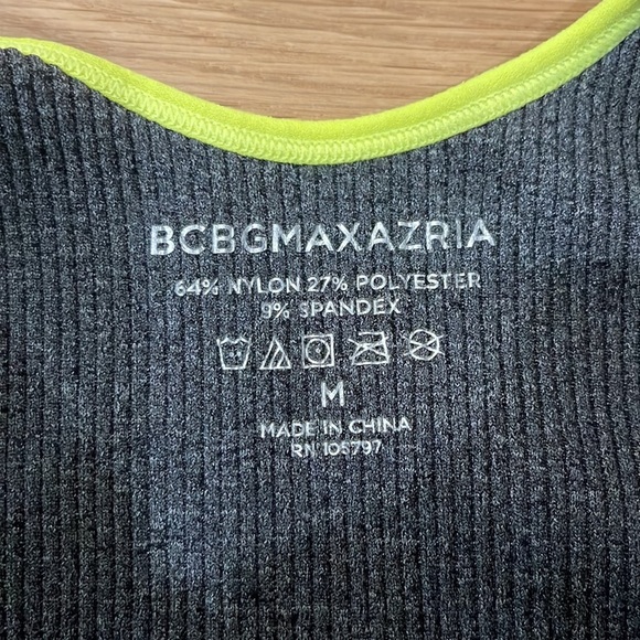 BCBGMAXAZRIA Medium Sports Bra Neon Contrast - Picture 2 of 4